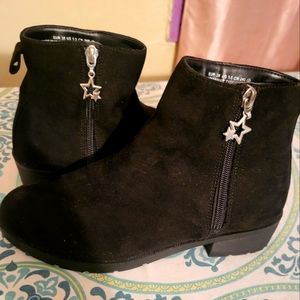 Ankle boots